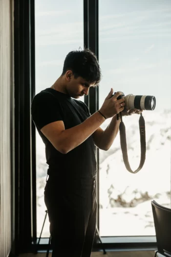 Diego, Photographe chez Poly Prods